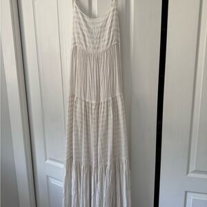 l*space Cream Tiered Maxi Dress